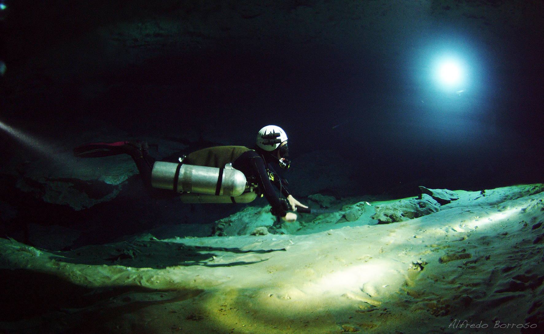 Cenote Diving Mexico, Under the Jungle. Cenote Diving Puerto Aventuras, Best Cavern Diving