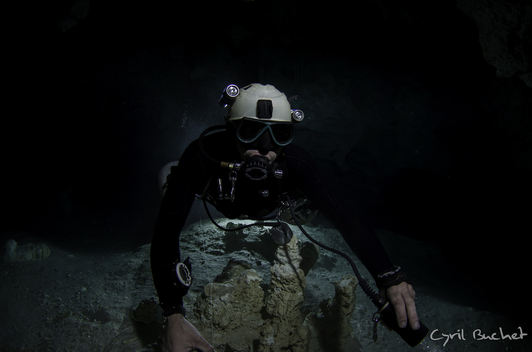 Vincent Rouquette Cathala, Cave Diver Vincent, Cave Instructor VIncent, Cave Diving Photos, Under the Jungle