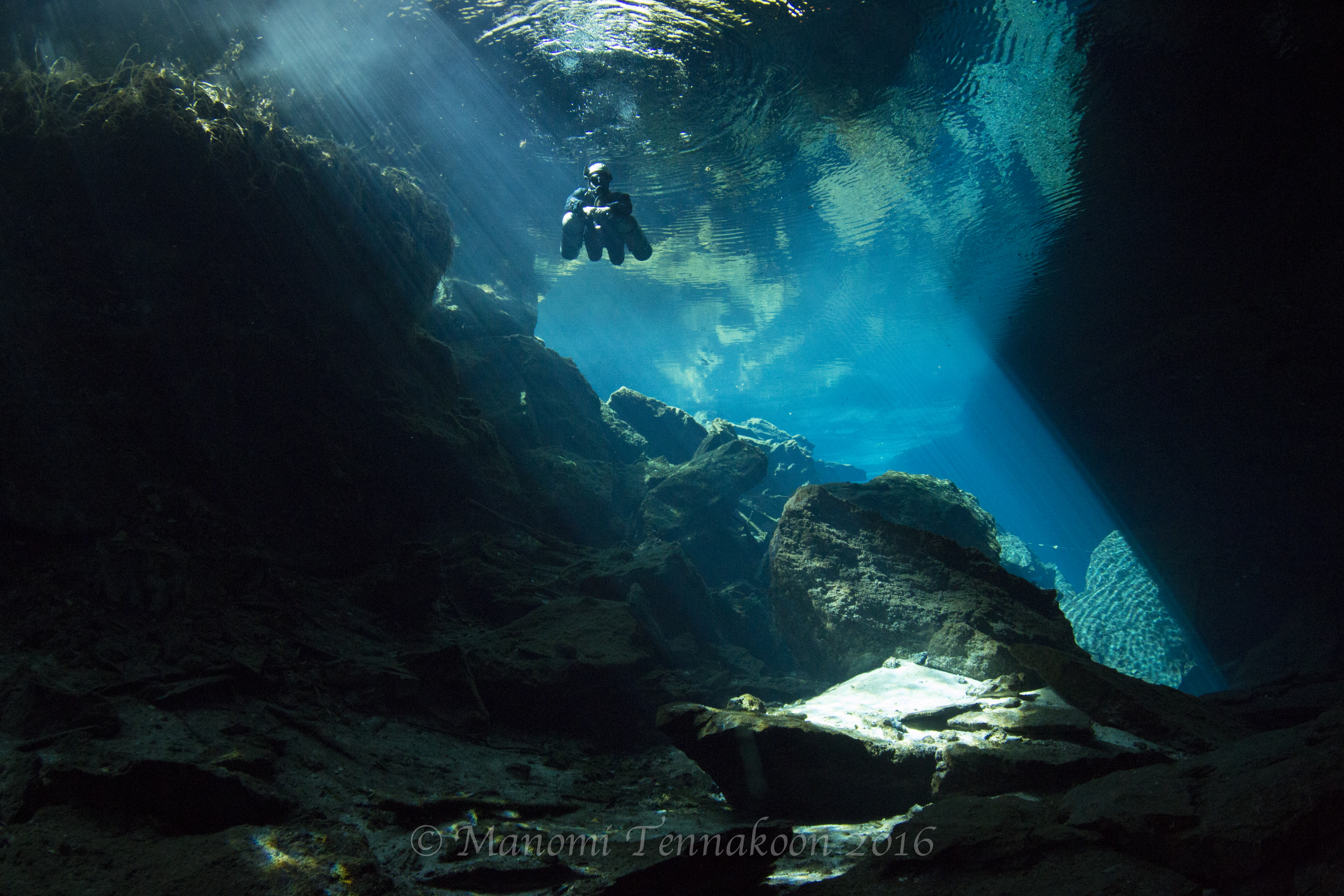 Cenote Kukulkan, Cavern Diving Mexico, Cenote Light Effects, Cenote Diving Tulum, Cenote Diving Akumal