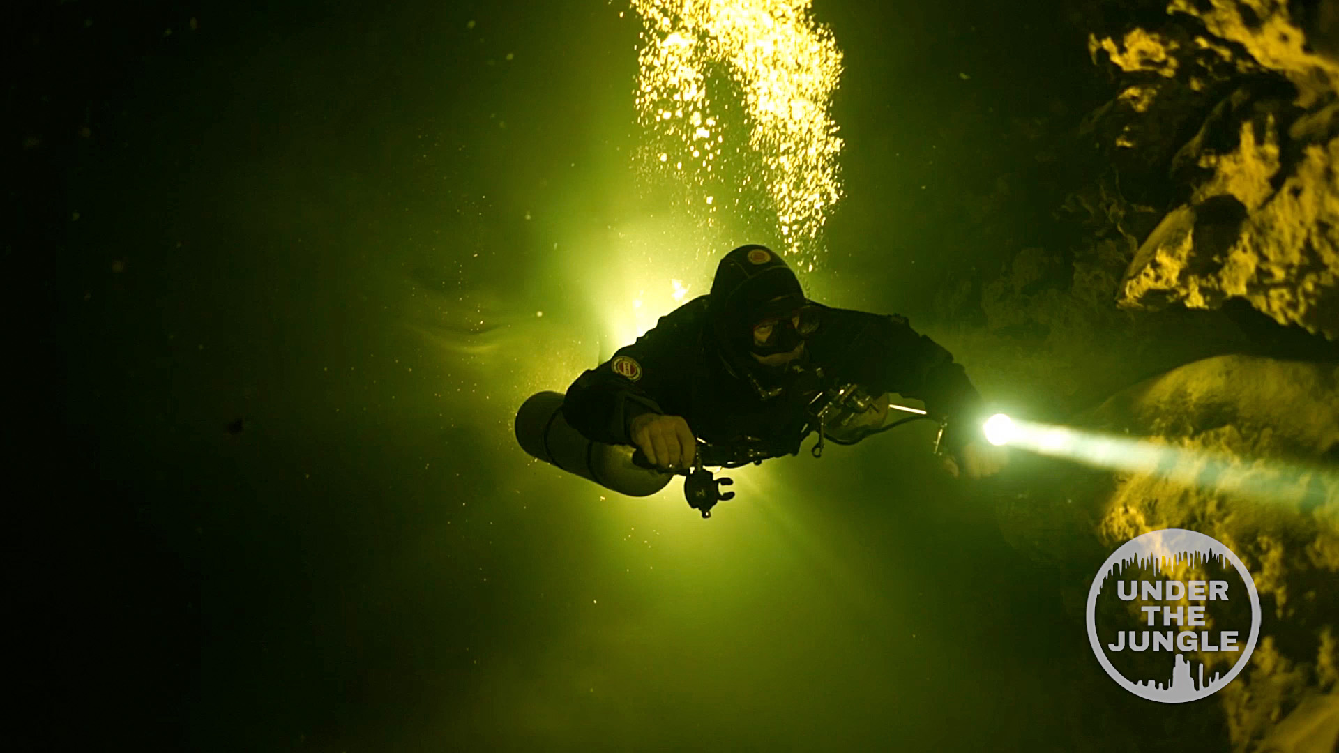 Cenote Antares, Julien Fortin